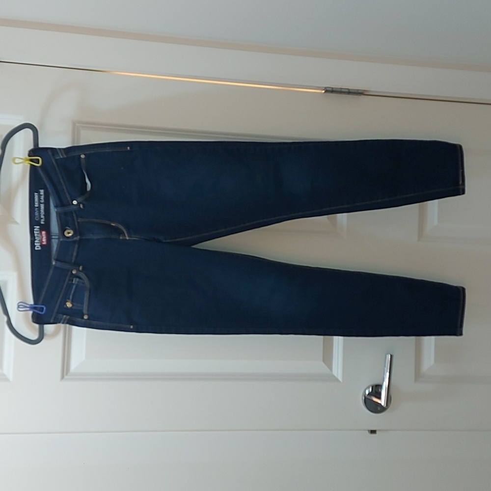 Denizen curvy jeans